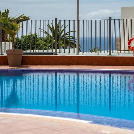 With Ocean Views & Pool In Colina Blanca, Apartment Costa Adeje (Tenerife)
