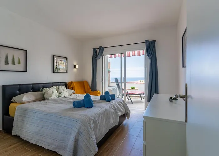 Luminoso Con Terraza, Vistas Al Mar Y Aire Acondicionado Апартаменты Адехе