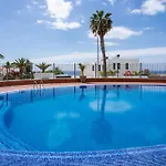 Luminoso Con Terraza, Vistas Al Mar Y Aire Acondicionado Appartamento