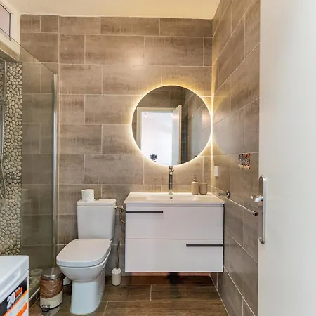 With Ocean Views & Pool In Colina Blanca, *