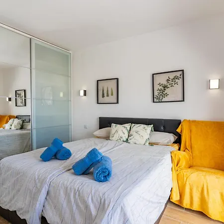 With Ocean Views & Pool In Colina Blanca, *